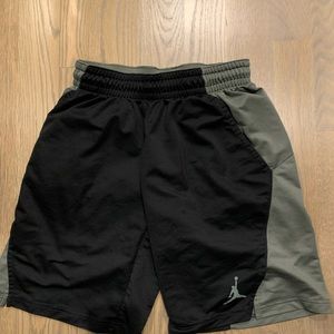 Nike Air Jordan Shorts - Men’s L
